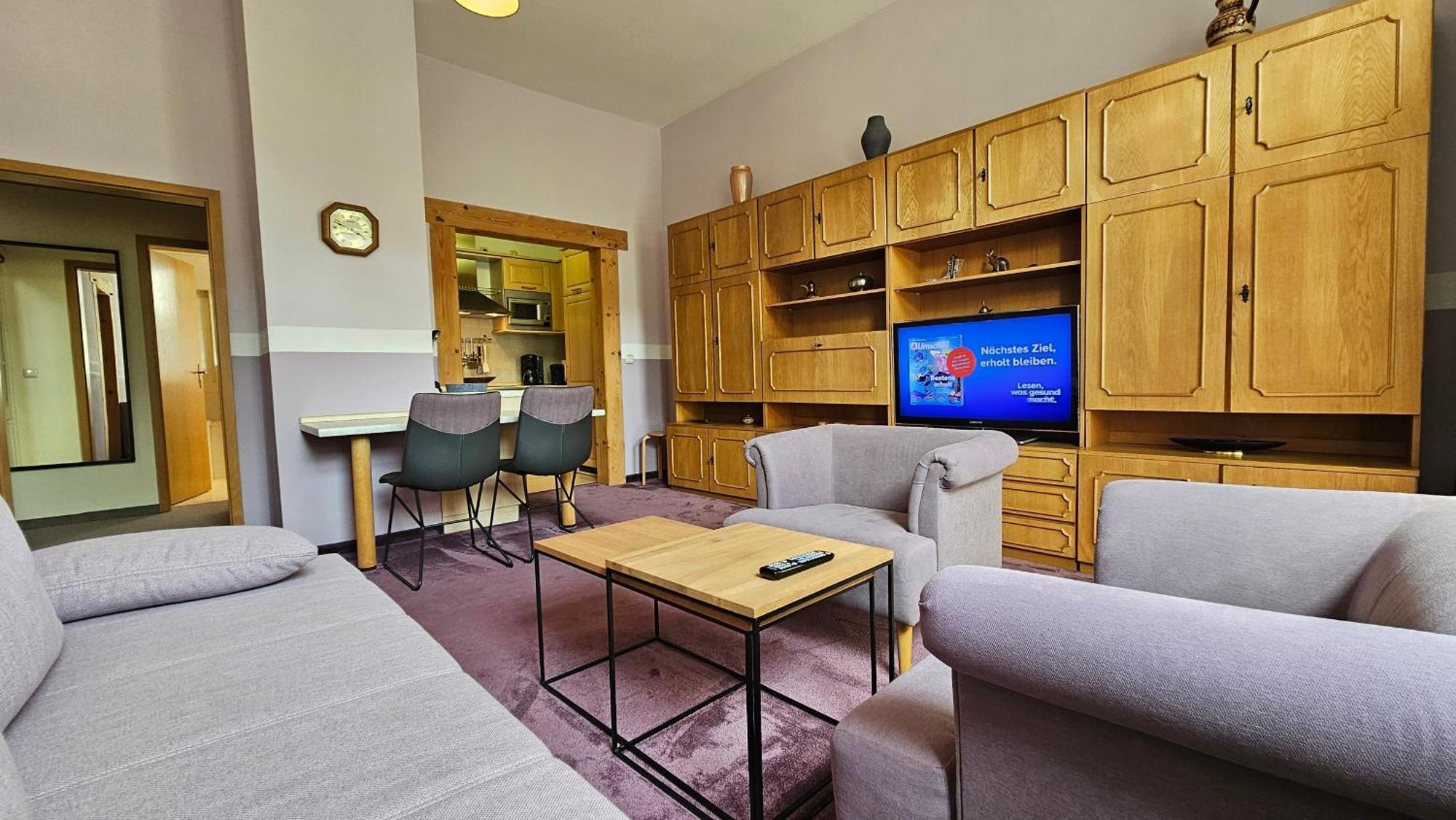 Pension Weisse Rose, Parkplatz, Fruehstueck, Wlan, Zentral Bad Elster Exteriér fotografie